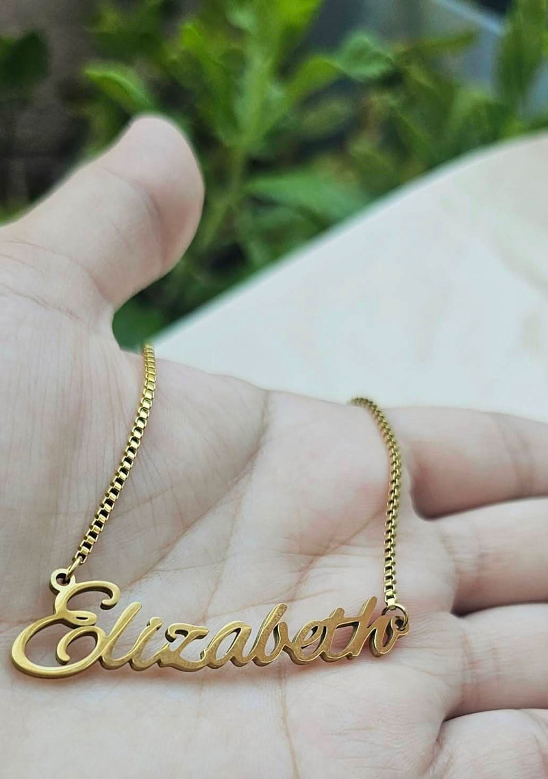Elizabeth Custom Name Necklace