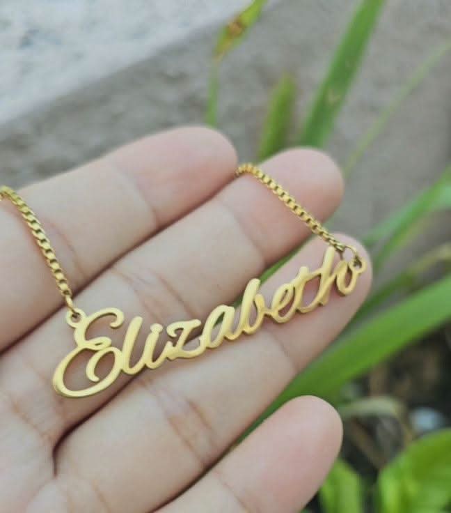 Elizabeth Custom Name Necklace