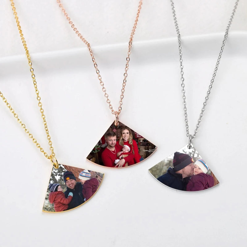 Picure Fan Pendent Caharm Necklace