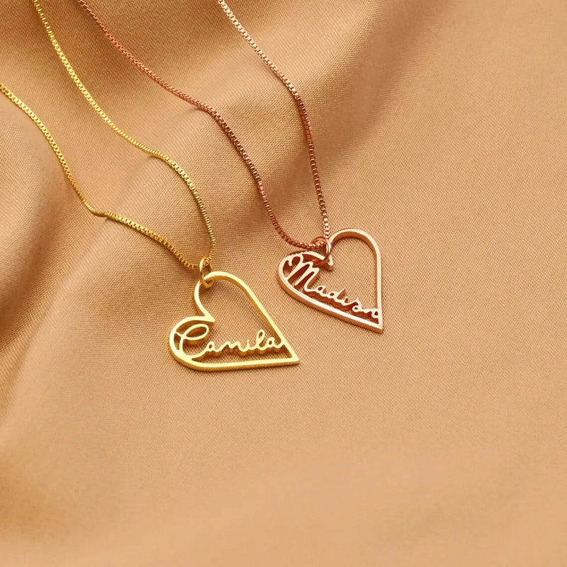 Minimilist Tiny Heart Name Necklace