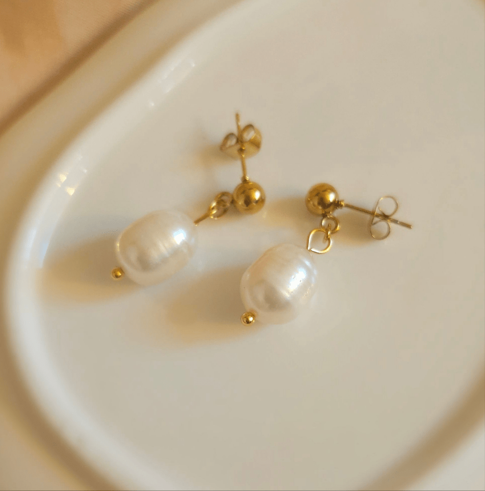 What Is the Best Bridesmaid Jewelry for Simple Wedding Jewelry?