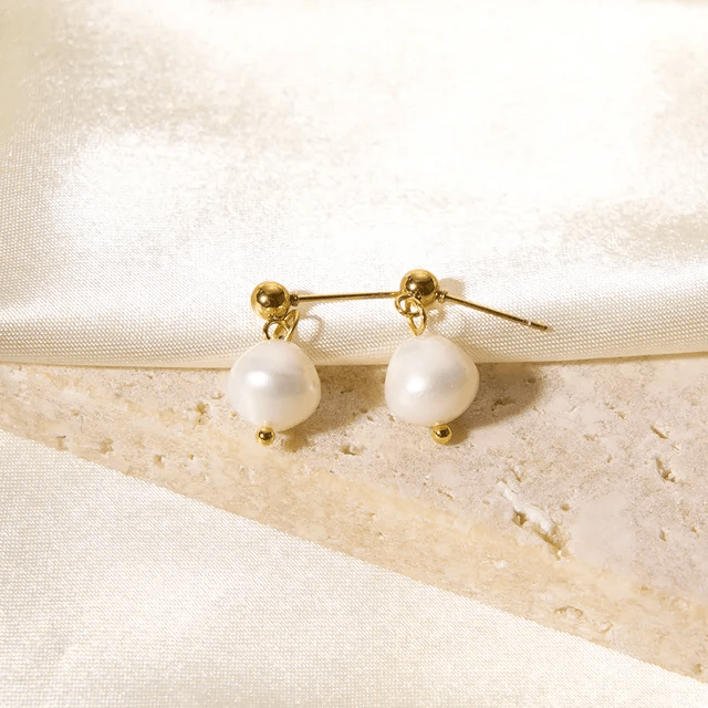 Freshwater Pearl Drop Earrings - Natural and Dainty - Gift for her - Gift for Mom
