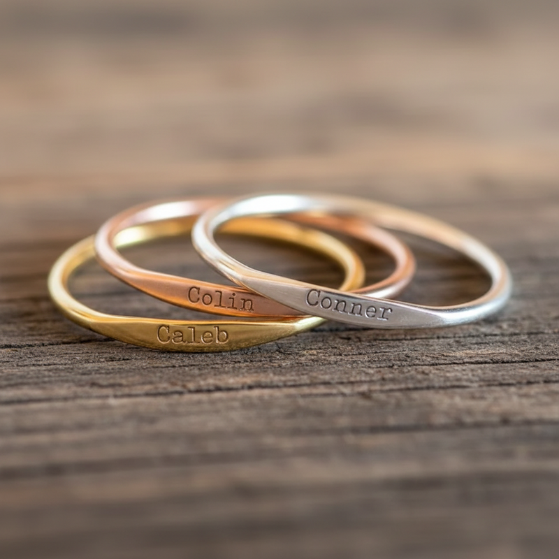 Minimalist Custom Name Ring in 18K Gold Vermeil