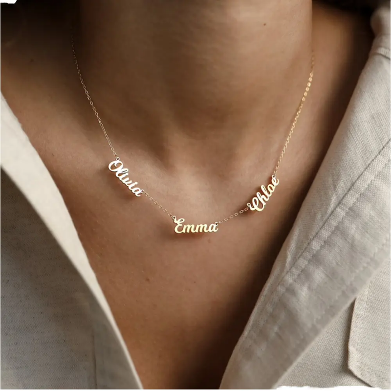 Multi Names Necklace Woman
