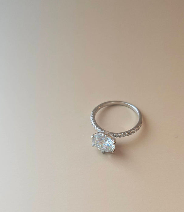 Round Moissanite Engagement Ring