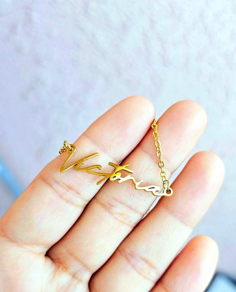 Minimilist Cursive Custom Name Necklace
