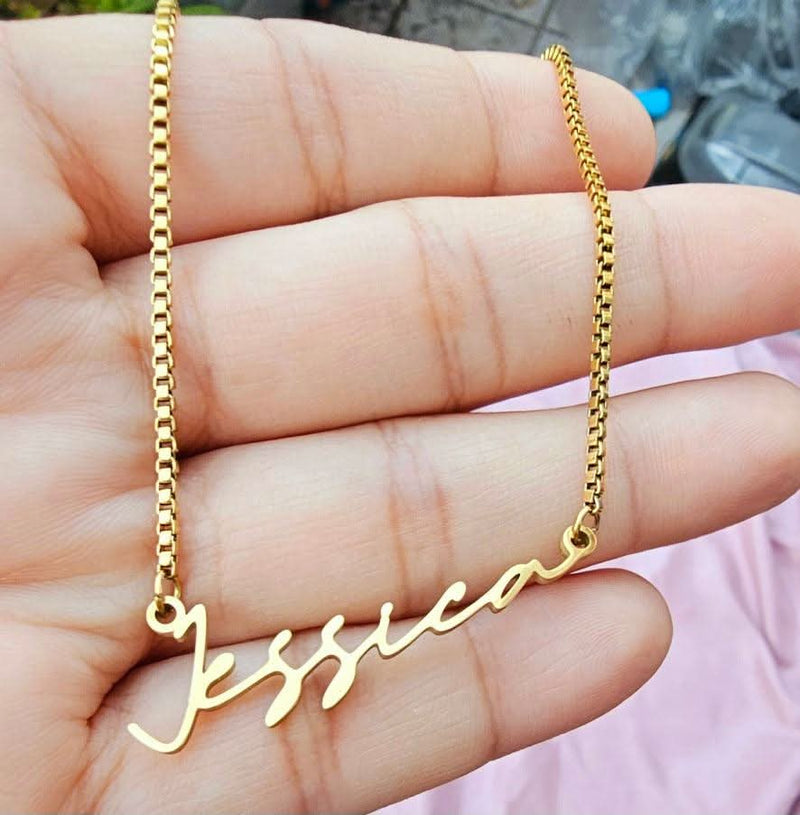 Tiny Summer Name Necklace – Personalized & Minimalist