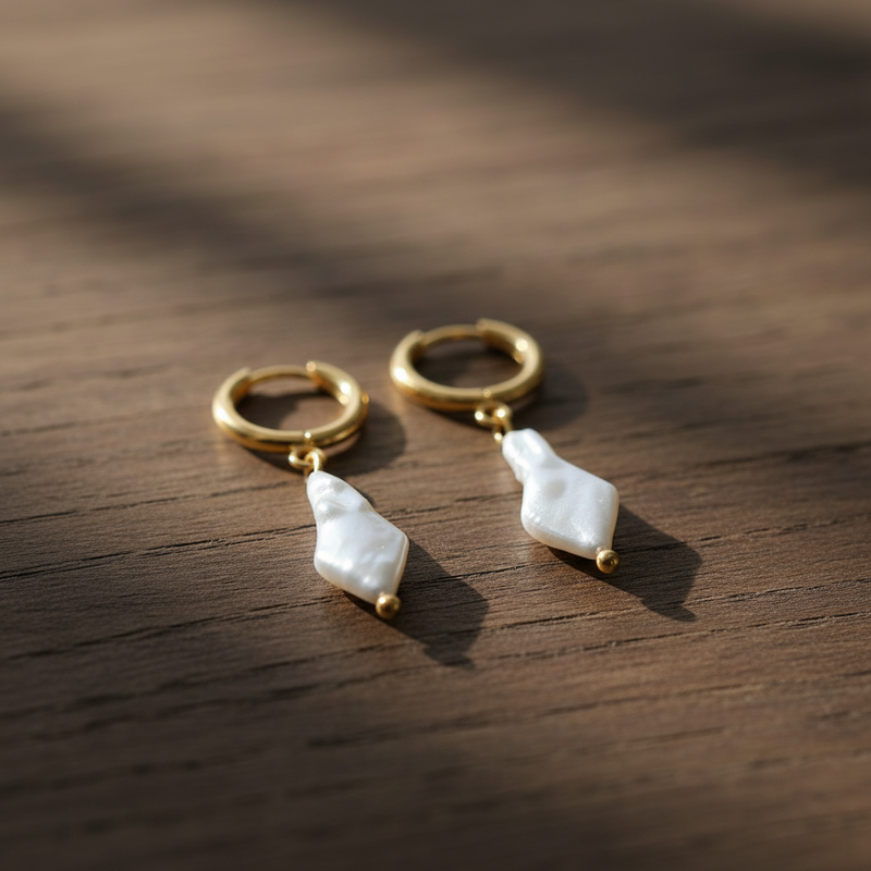 Pendientes colgantes de perlas con forma de diamante de primera calidad