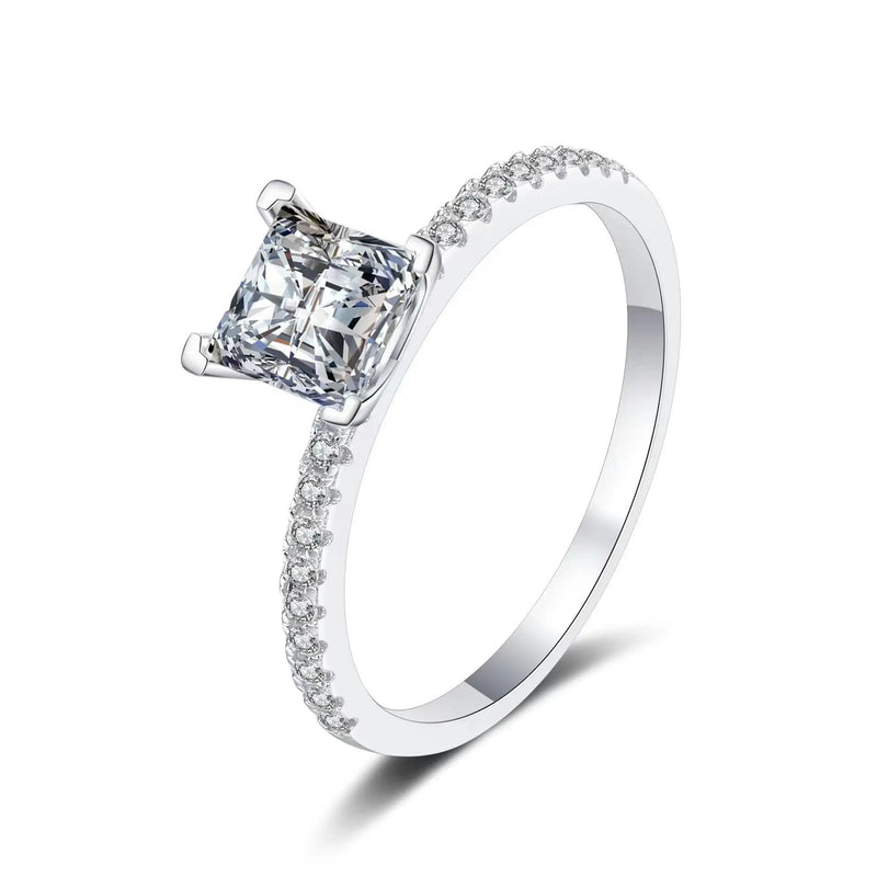 Anillo solitario redondo de hoja de vid en plata de ley