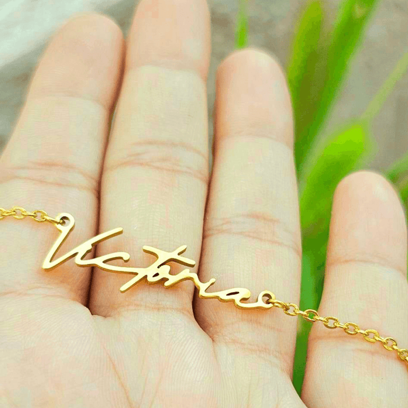 Minimilist Cursive Custom Name Necklace