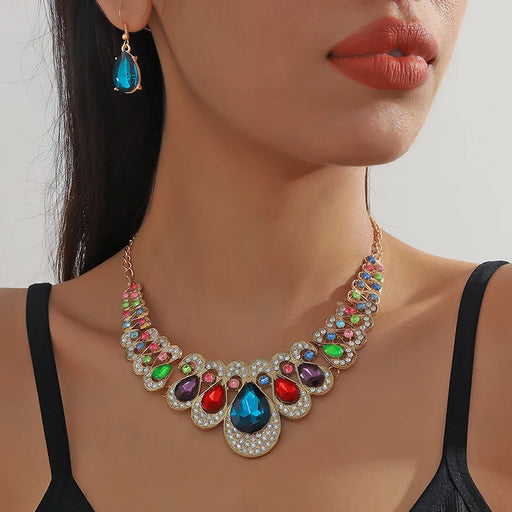 Women Geometry Chains Colorful Crystal Necklace Set