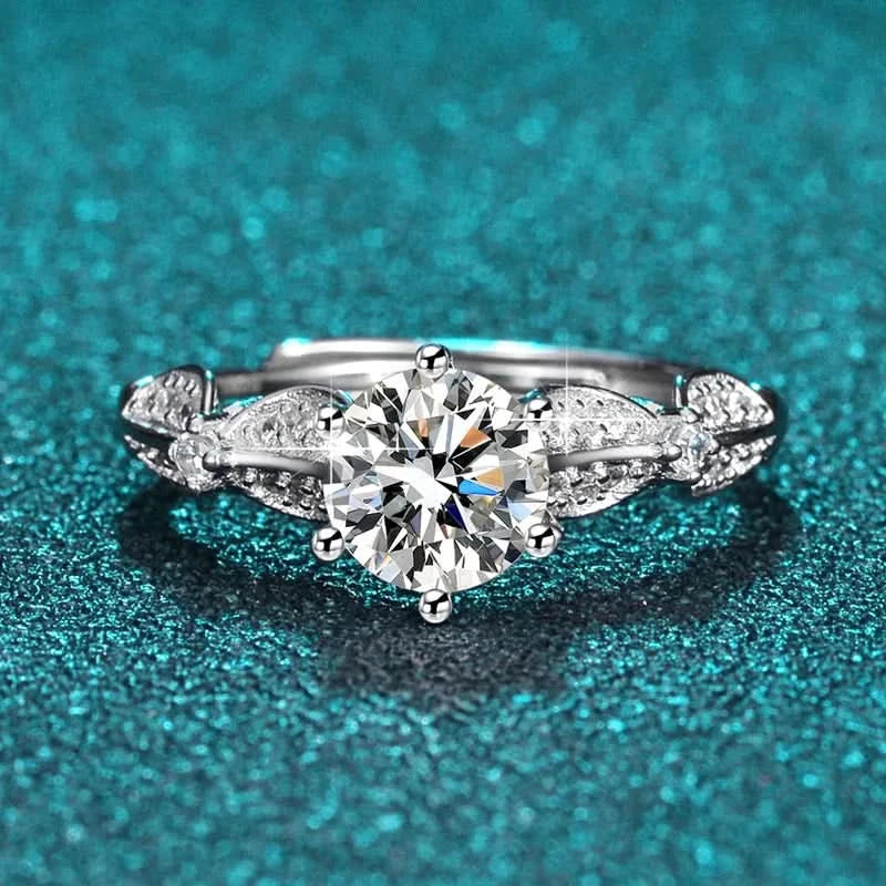Round Cut Moissanite 1 Carat Solitaire Ring