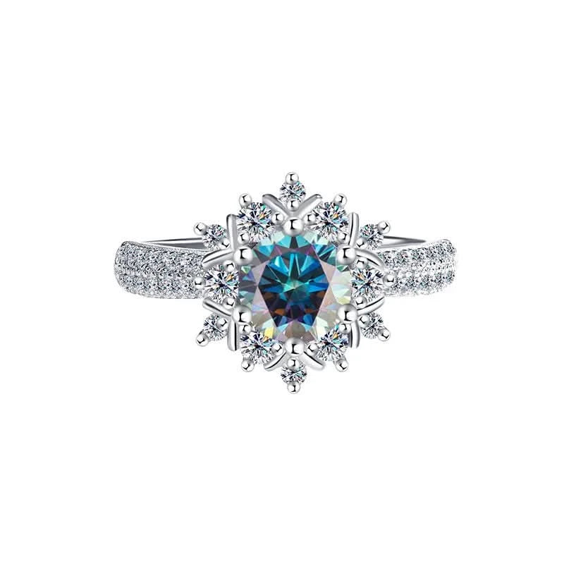 Round Cut Moissanite Stylish Engagment Solitaire Ring
