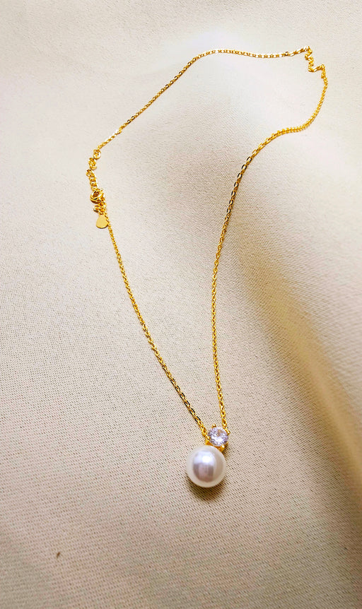 Freshwater Pearl Necklace Minimalist Women's Chain with Pendant