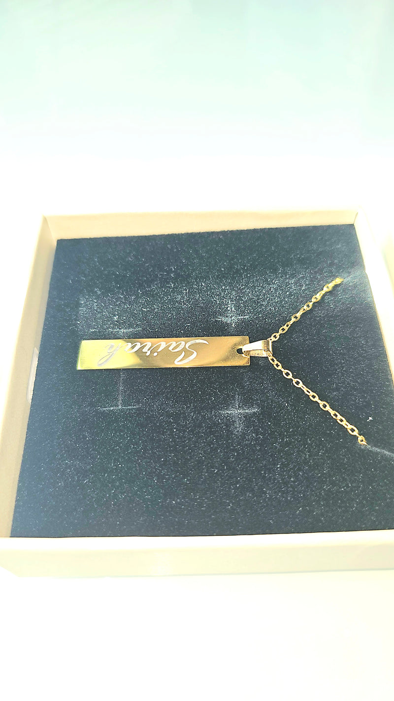 Vertical bar name necklace