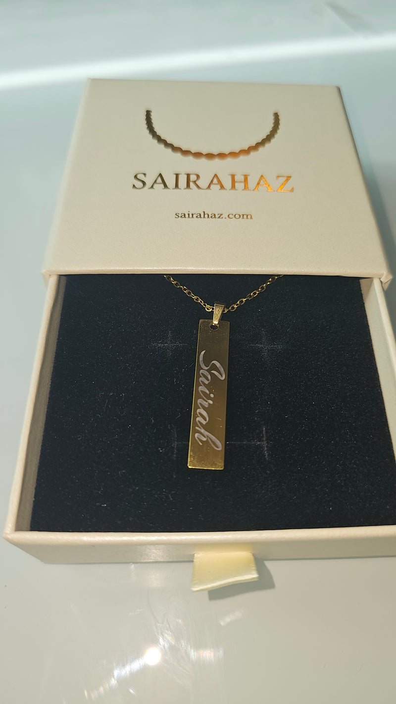 Vertical bar name necklace